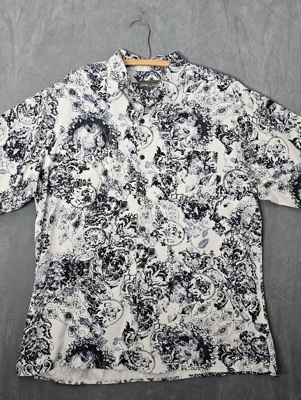 Bobby Chan Mens Silk Abstract Floral Shirt Short Sleeve Hawaiian Large. A1-51